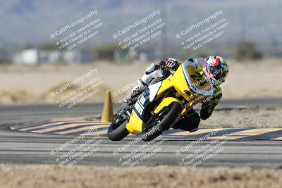 media/Dec-04-2025-Racers Edge (Thu) [[5ebc9f124d]]/2-A Group/2-Session 2 (Turn 4)/